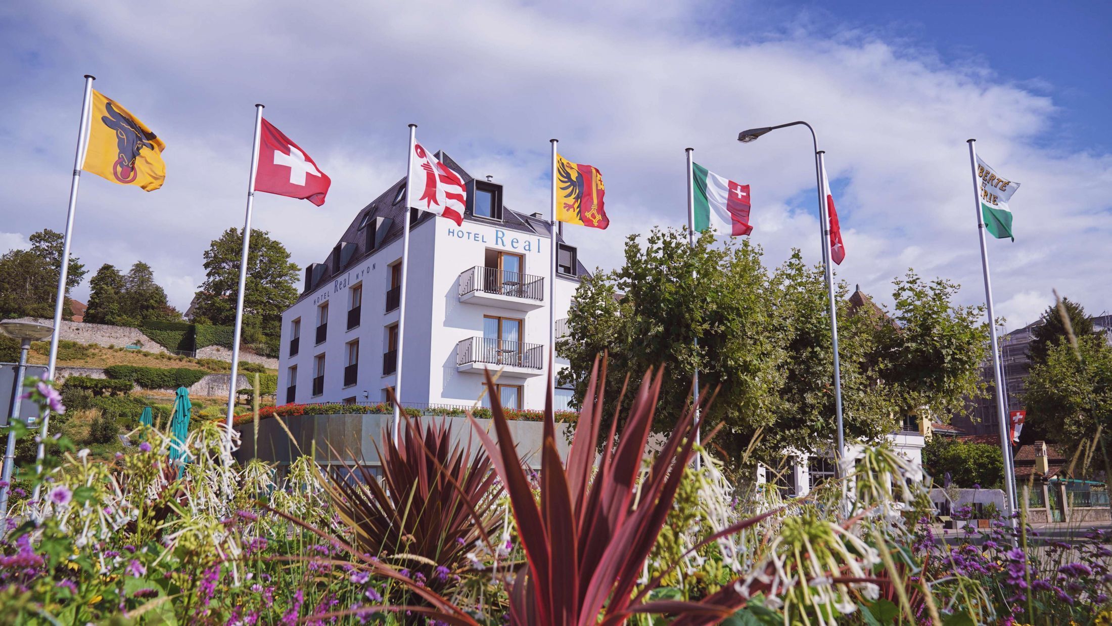 Hotel Real Nyon Lake Genova - Exterior